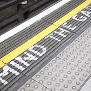 „Mind the Gap“ – Wenn eine Stimme bleibt