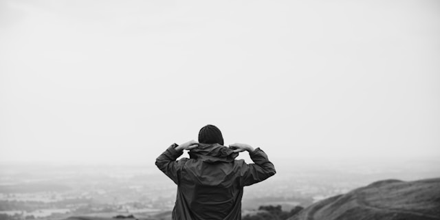 curated-lifestyle-pQBmJ3XN3jY-unsplash