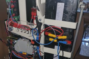 Freiheit für Stephanie – der Treppenlift fährt wieder