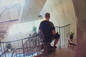 Freiheit für Stephanie – der Treppenlift fährt wieder