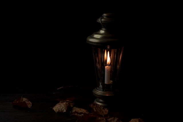 Sind wir Licht in der Dunkelheit?